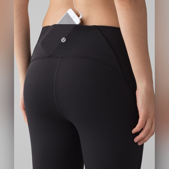 EUC 💎 Lululemon Train Times Crop (17") (Black) - Picture 4 of 13